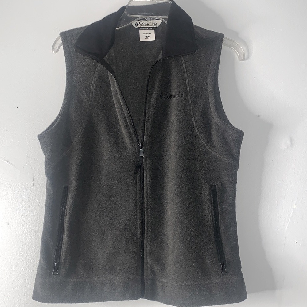 Columbia Sportswear woman’s Fleece Full Zip Gray Vest size Small